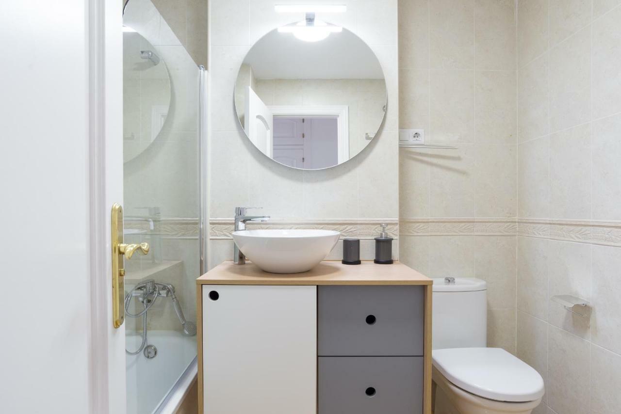 Malaga Urban Suite ภายนอก รูปภาพ